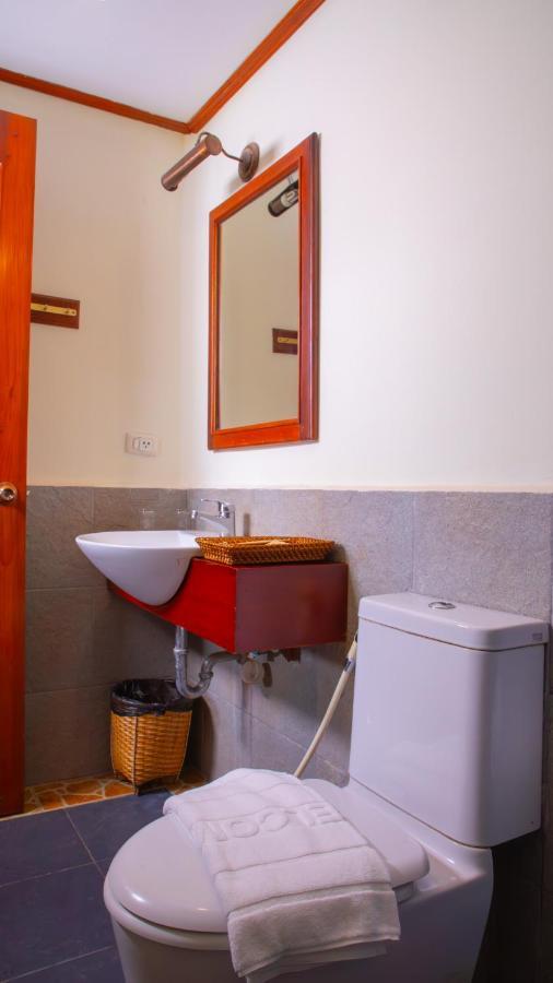 Phongsavath Boutique Hotel В'єнтьян Екстер'єр фото