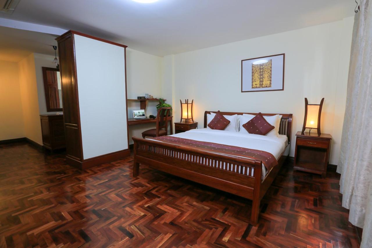 Phongsavath Boutique Hotel В'єнтьян Екстер'єр фото