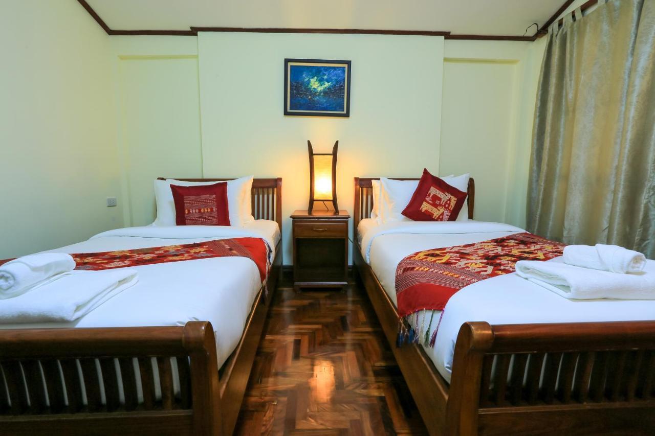 Phongsavath Boutique Hotel В'єнтьян Екстер'єр фото