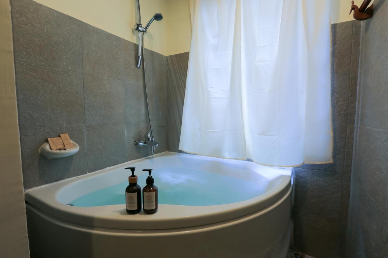 Phongsavath Boutique Hotel В'єнтьян Екстер'єр фото