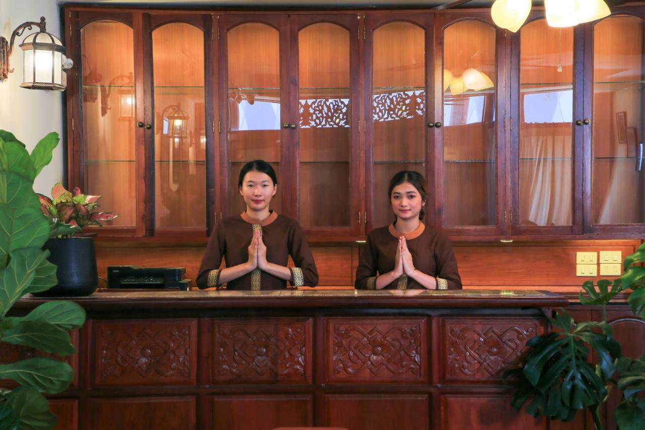 Phongsavath Boutique Hotel В'єнтьян Екстер'єр фото