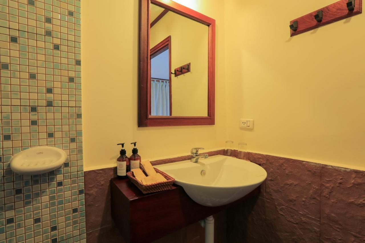 Phongsavath Boutique Hotel В'єнтьян Екстер'єр фото